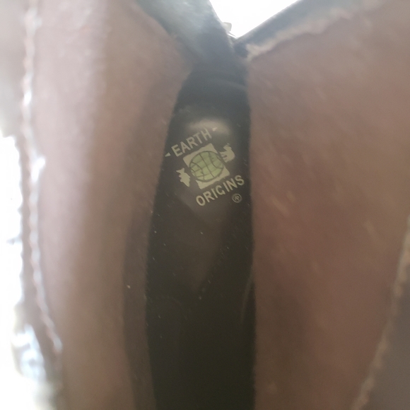 Earth Origins Black Suede Leather White Faux Fur Trim Winter Ankle Boots Size 7 - Picture 8 of 9